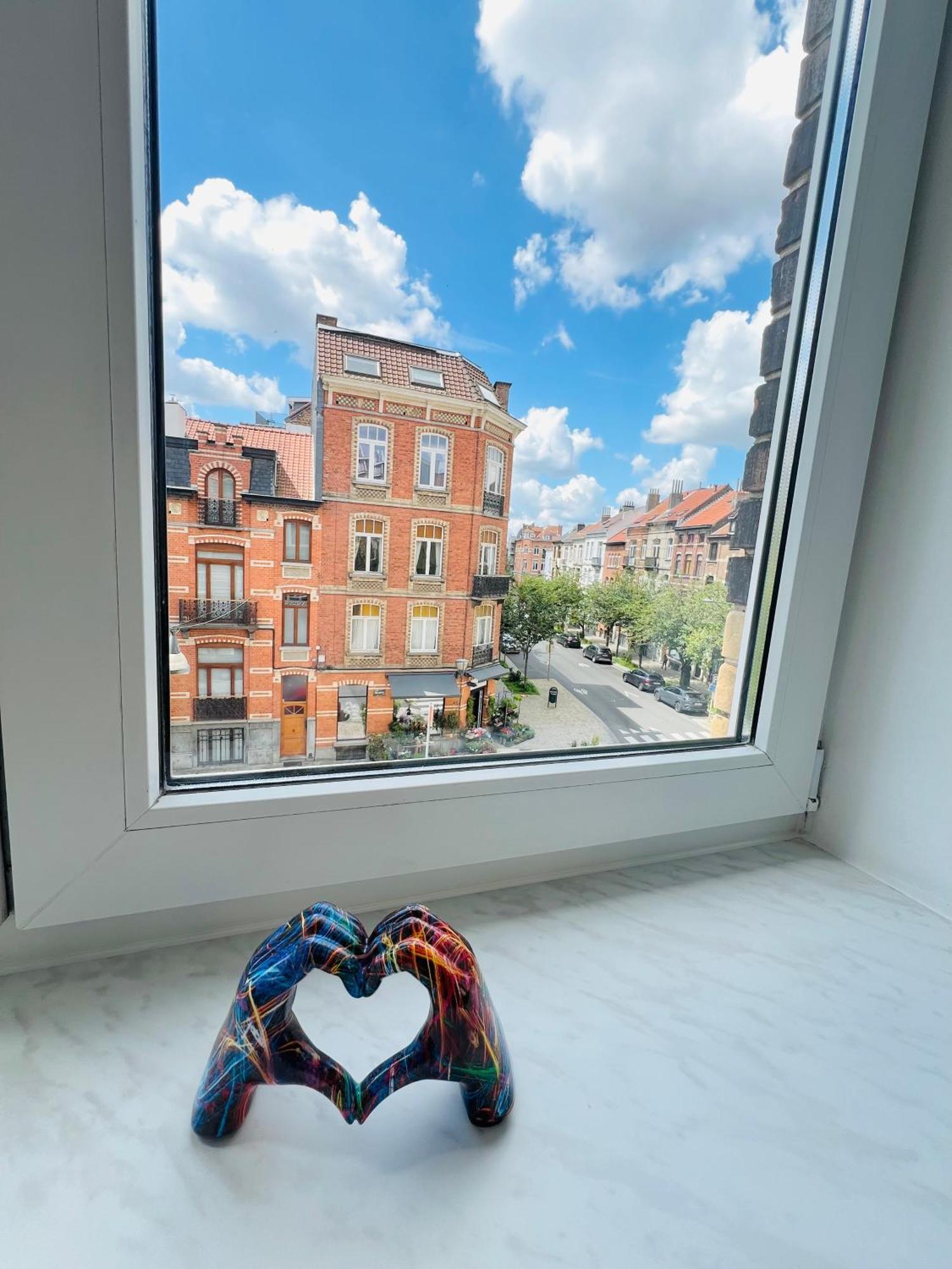Renove Et Radieux A Bruxelles Esterno foto