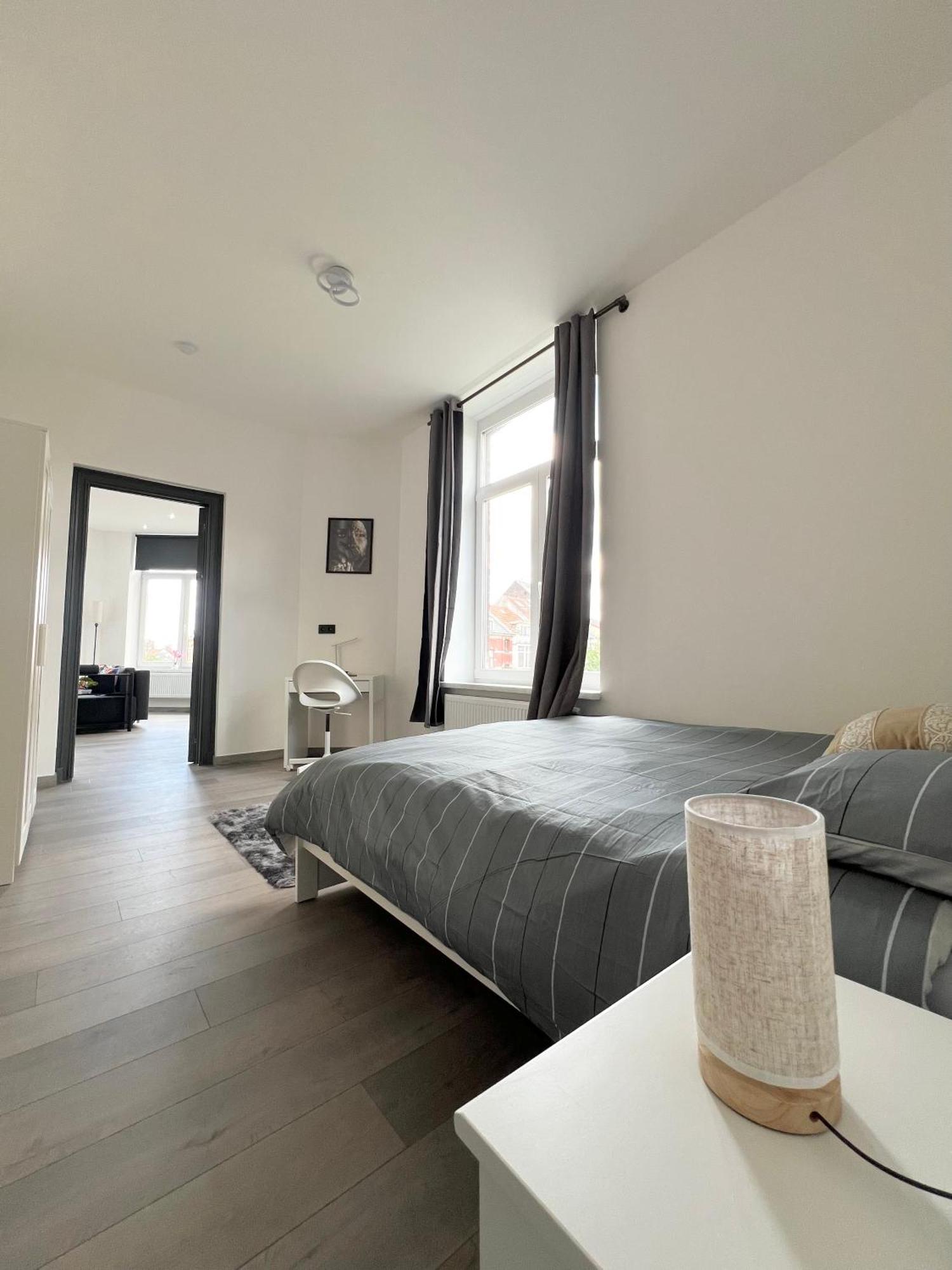 Renove Et Radieux A Bruxelles Esterno foto